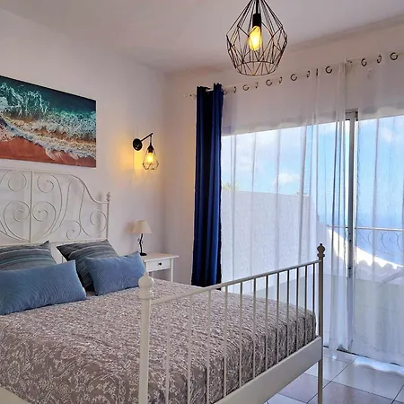 Sunny Tenerife - Ocean Views Apartment